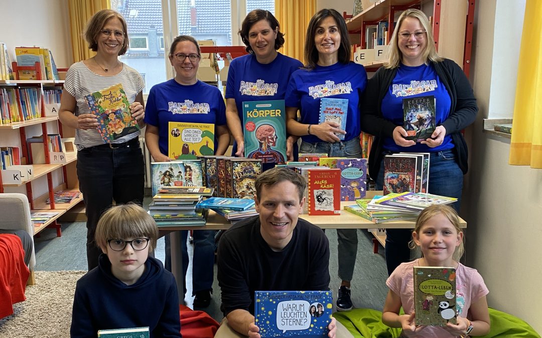 Tolle Bücherspende von unserem Förderverein