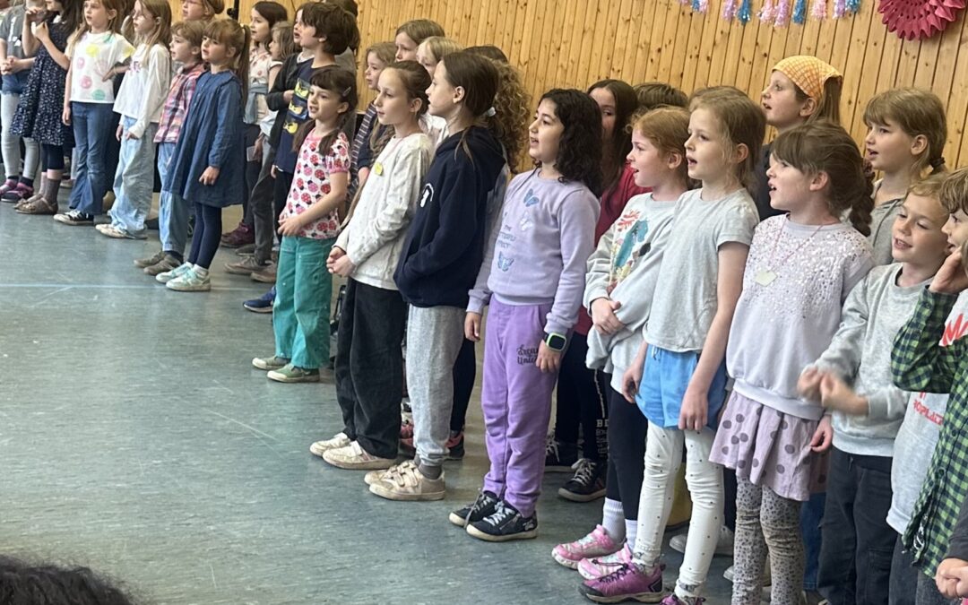 Verabschiedung unserer Viertklässlerinnen und Viertklässler